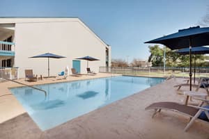 thumbnail: Pool