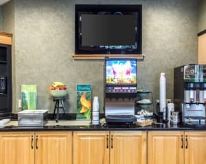 thumbnail: Breakfast area
