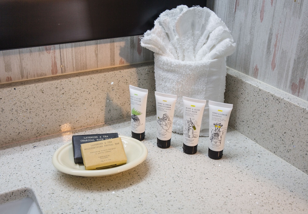 Bathroom amenities