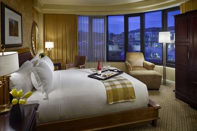 Guest Room,Bed,On-Site