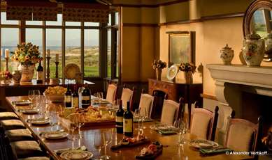 Dining,Dining Area,Restaurant,On-Site