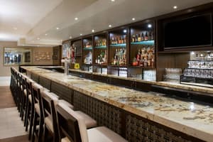 thumbnail: Bar (on property)