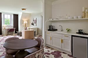thumbnail: Living area