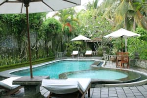 thumbnail: Outdoor pool