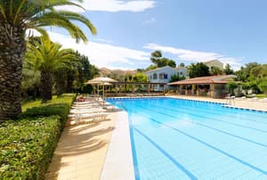 thumbnail: Outdoor pool