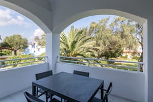 thumbnail: Garden view
