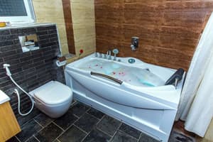 thumbnail: Bathroom