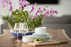 thumbnail: In-room dining