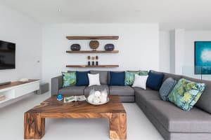 thumbnail: Living area
