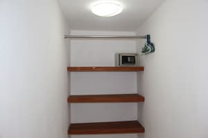 thumbnail: Room amenity