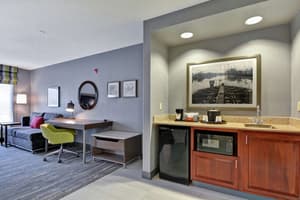 thumbnail: Breakfast area