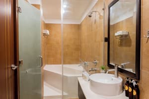 thumbnail: Bathroom