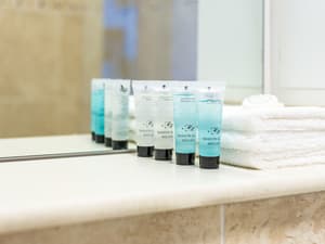 thumbnail: Bathroom amenities