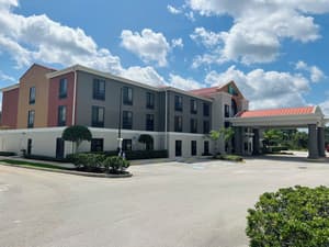 thumbnail: Exterior