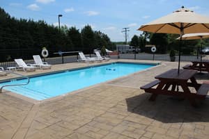 thumbnail: Outdoor pool