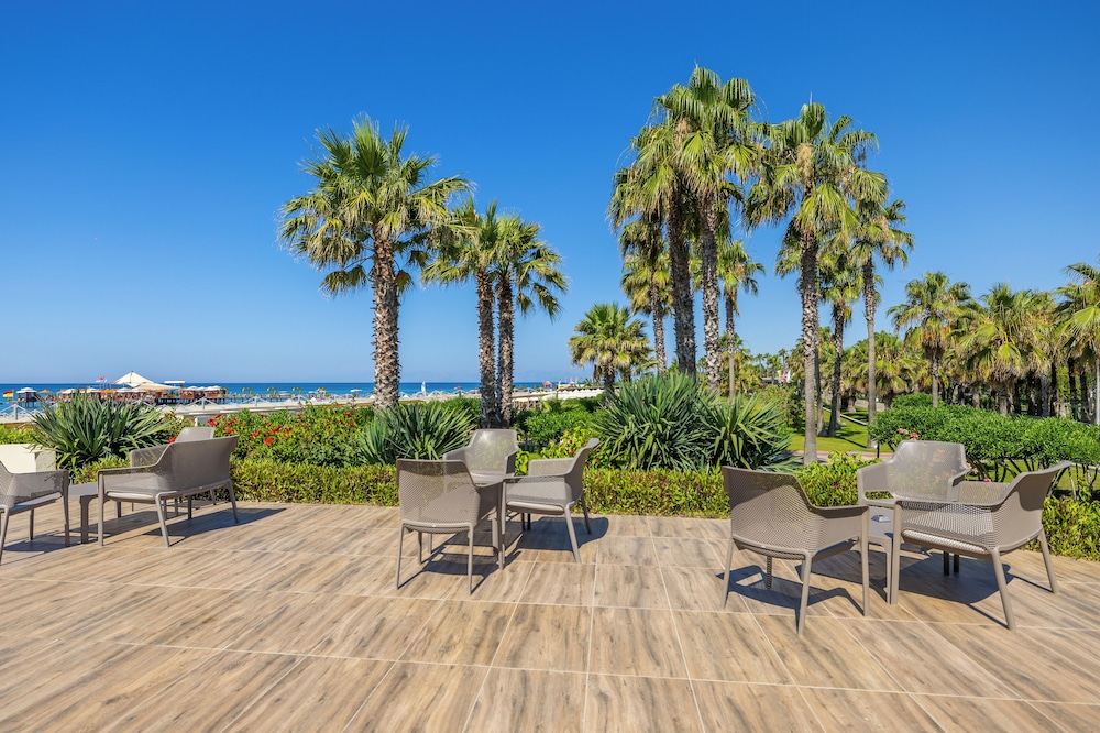 Beach bar