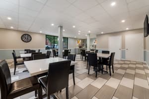 thumbnail: Dining