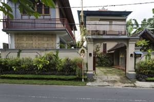 thumbnail: Exterior