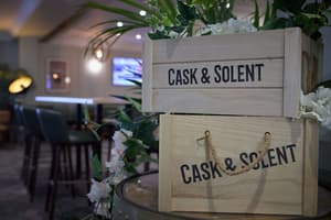 thumbnail: Restaurant