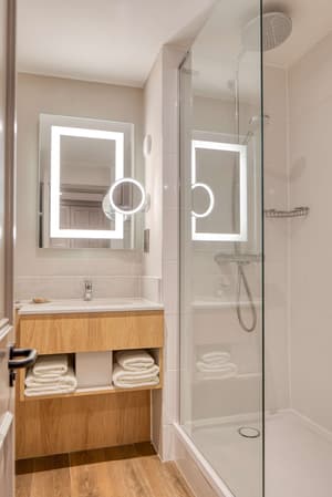 thumbnail: Bathroom