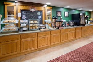 thumbnail: Breakfast area
