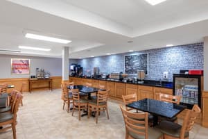 thumbnail: Breakfast area