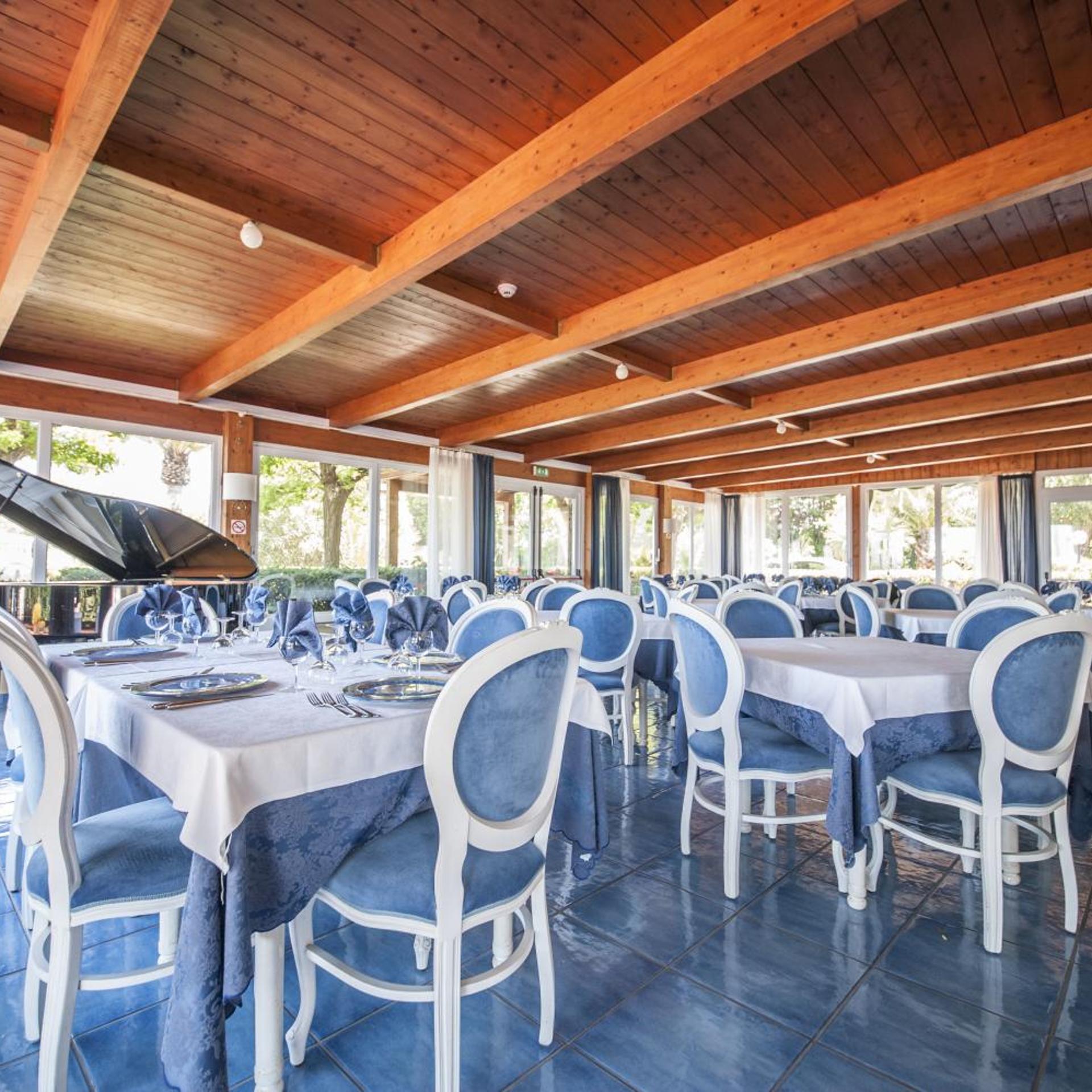 Restaurant-cafeteria