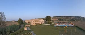 thumbnail: Exterior