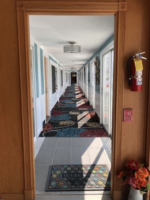 thumbnail: Hallway