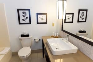 thumbnail: Bathroom