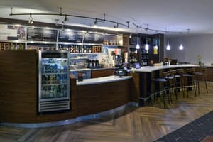thumbnail: Bar (on property)