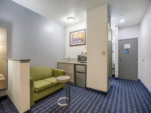 thumbnail: Property entrance