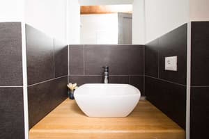 thumbnail: Bathroom sink