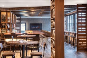 thumbnail: Bar (on property)