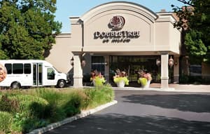 DoubleTree by Hilton Chicago - Alsip