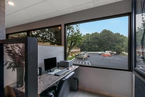 thumbnail: Business center