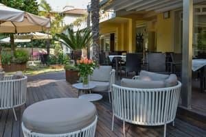 thumbnail: Balcony