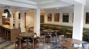 thumbnail: Breakfast area