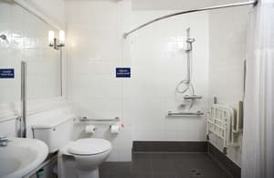 thumbnail: Bathroom