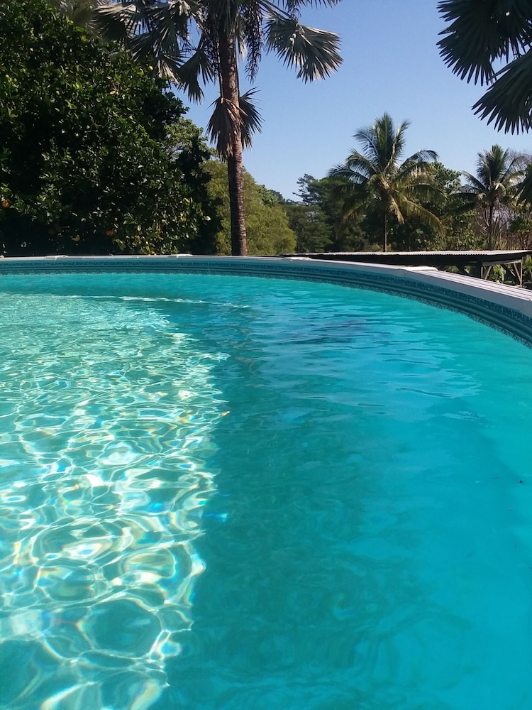 Private pool