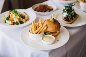 thumbnail: Restaurant