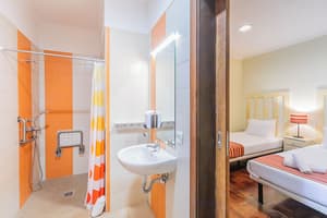 thumbnail: Bathroom
