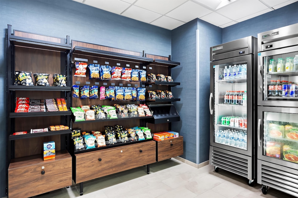 Snack bar