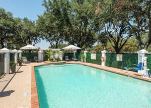 thumbnail: Outdoor pool