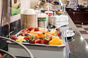 thumbnail: Breakfast area