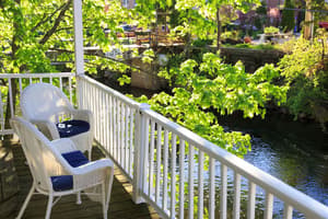 thumbnail: Balcony