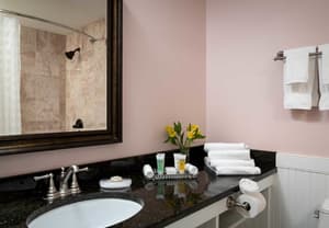 thumbnail: Bathroom sink