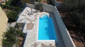 thumbnail: Pool