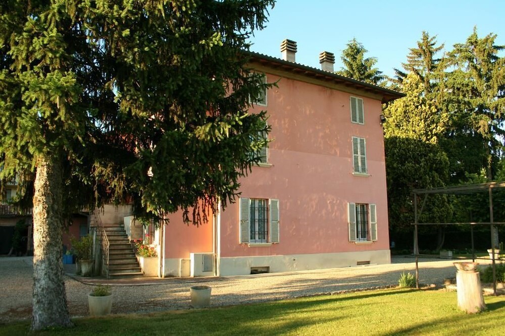 Primary image