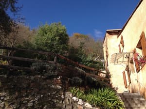 thumbnail: Exterior